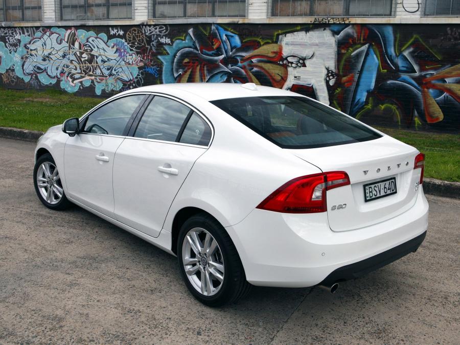  Volvo S60 D5 AWD 2010 года  (AU) (фото 7 из 13)